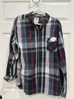Levi’s Red Tab Plaid Button Down Shirt Black Gray Red Men’s XL